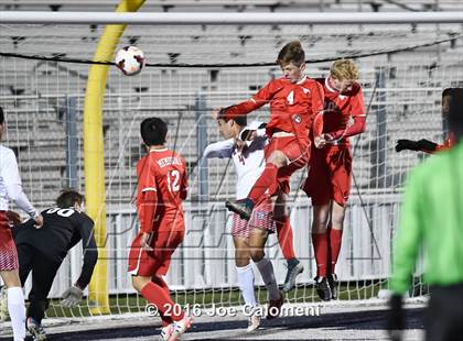 Thumbnail 1 in Lee [Robert E.] vs Memorial (Smithson Valley Tournament) photogallery.