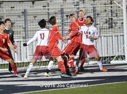 Thumbnail 1 in Lee [Robert E.] vs Memorial (Smithson Valley Tournament) photogallery.