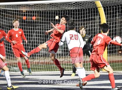 Thumbnail 3 in Lee [Robert E.] vs Memorial (Smithson Valley Tournament) photogallery.