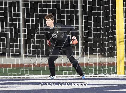 Thumbnail 3 in Lee [Robert E.] vs Memorial (Smithson Valley Tournament) photogallery.