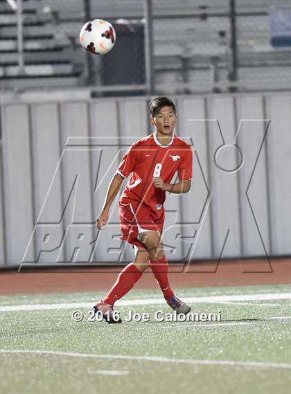 Thumbnail 3 in Lee [Robert E.] vs Memorial (Smithson Valley Tournament) photogallery.