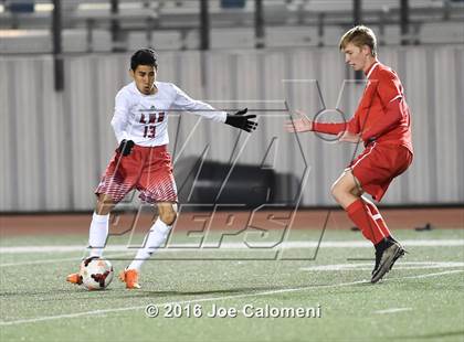 Thumbnail 3 in Lee [Robert E.] vs Memorial (Smithson Valley Tournament) photogallery.