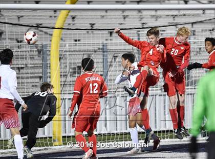 Thumbnail 2 in Lee [Robert E.] vs Memorial (Smithson Valley Tournament) photogallery.