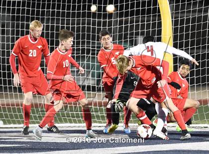 Thumbnail 1 in Lee [Robert E.] vs Memorial (Smithson Valley Tournament) photogallery.