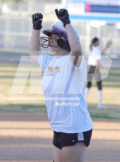 Thumbnail 3 in Point Loma Varsity/Alumni Softball Game photogallery.