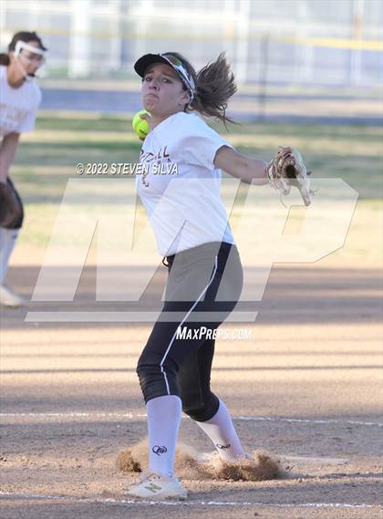 Thumbnail 3 in Point Loma Varsity/Alumni Softball Game photogallery.