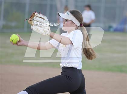 Thumbnail 3 in Point Loma Varsity/Alumni Softball Game photogallery.