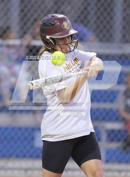 Thumbnail 3 in Point Loma Varsity/Alumni Softball Game photogallery.