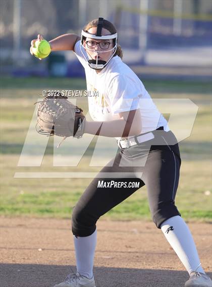 Thumbnail 3 in Point Loma Varsity/Alumni Softball Game photogallery.