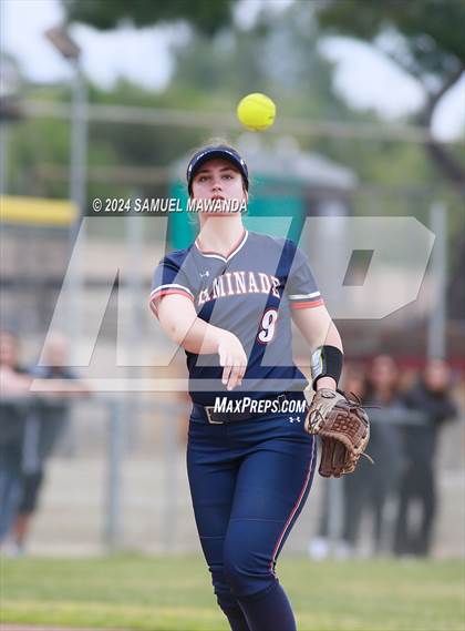 Thumbnail 1 in   Chaminade @ Bishop Alemany photogallery.