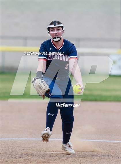 Thumbnail 1 in   Chaminade @ Bishop Alemany photogallery.