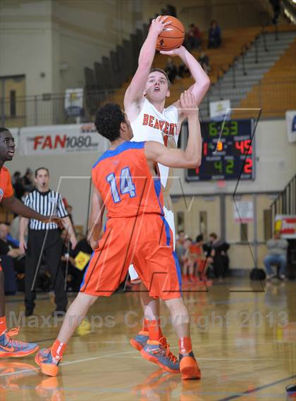 Thumbnail 1 in Bishop Gorman vs. Beaverton (Les Schwab Invitational) photogallery.