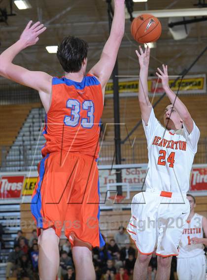 Thumbnail 2 in Bishop Gorman vs. Beaverton (Les Schwab Invitational) photogallery.