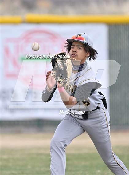 Thumbnail 3 in Arapahoe @ Mountain Vista photogallery.