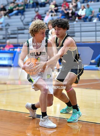 Thumbnail 3 in Blum vs. Gordon (UIL 1A Region III Bi-District) photogallery.