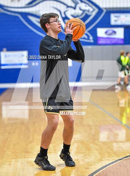 Thumbnail 2 in Blum vs. Gordon (UIL 1A Region III Bi-District) photogallery.