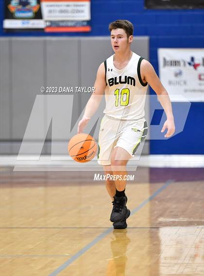Thumbnail 3 in Blum vs. Gordon (UIL 1A Region III Bi-District) photogallery.