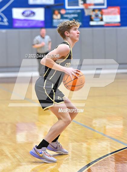 Thumbnail 3 in Blum vs. Gordon (UIL 1A Region III Bi-District) photogallery.