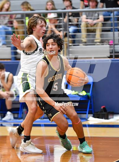 Thumbnail 3 in Blum vs. Gordon (UIL 1A Region III Bi-District) photogallery.