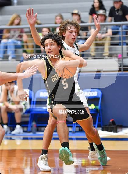 Thumbnail 1 in Blum vs. Gordon (UIL 1A Region III Bi-District) photogallery.