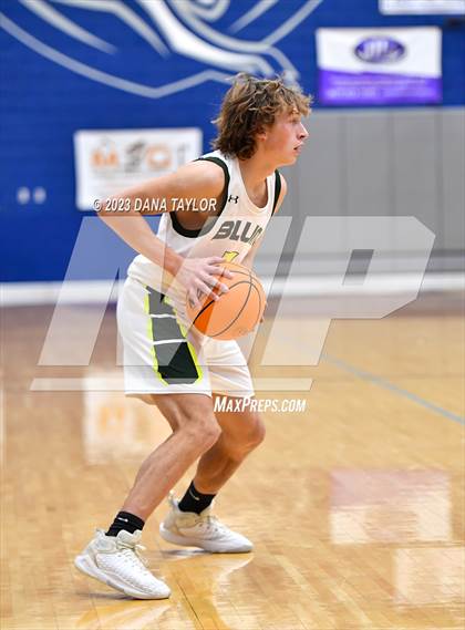 Thumbnail 1 in Blum vs. Gordon (UIL 1A Region III Bi-District) photogallery.