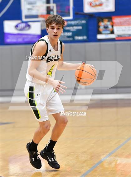 Thumbnail 2 in Blum vs. Gordon (UIL 1A Region III Bi-District) photogallery.