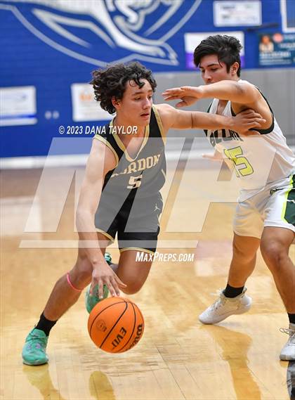 Thumbnail 1 in Blum vs. Gordon (UIL 1A Region III Bi-District) photogallery.