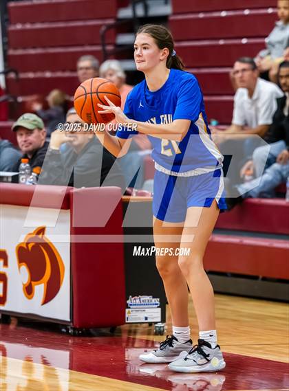 Thumbnail 2 in Connelly School of the Holy Child @ Oakton (Cassel's Holiday Classic) photogallery.