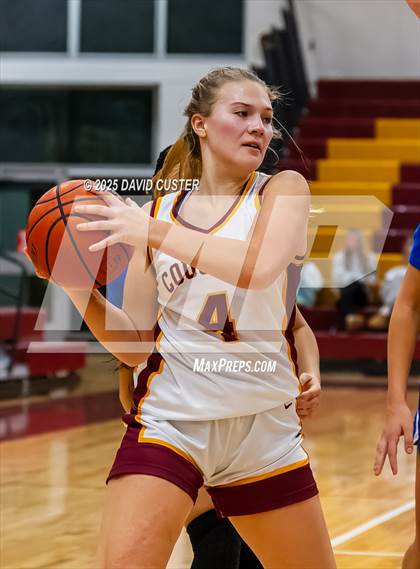 Thumbnail 3 in Connelly School of the Holy Child @ Oakton (Cassel's Holiday Classic) photogallery.
