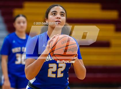 Thumbnail 3 in Connelly School of the Holy Child @ Oakton (Cassel's Holiday Classic) photogallery.