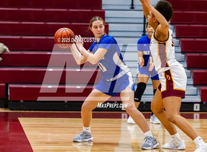 Thumbnail 3 in Connelly School of the Holy Child @ Oakton (Cassel's Holiday Classic) photogallery.