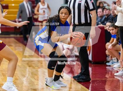 Thumbnail 1 in Connelly School of the Holy Child @ Oakton (Cassel's Holiday Classic) photogallery.