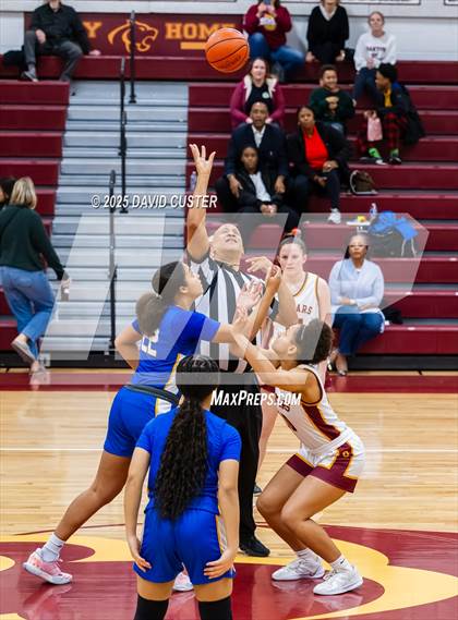 Thumbnail 2 in Connelly School of the Holy Child @ Oakton (Cassel's Holiday Classic) photogallery.