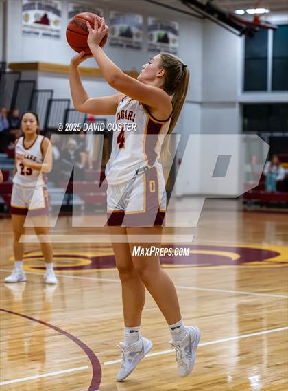 Thumbnail 2 in Connelly School of the Holy Child @ Oakton (Cassel's Holiday Classic) photogallery.
