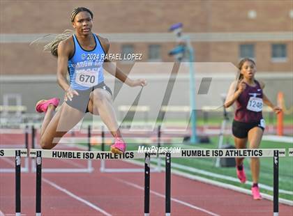 Thumbnail 3 in UIL Track & Field 6A Region 3 Regional Final Preliminaries (300 Meter Hurdles) photogallery.