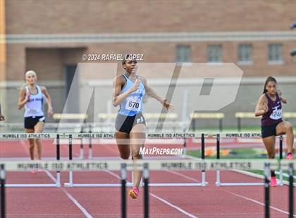 Thumbnail 2 in UIL Track & Field 6A Region 3 Regional Final Preliminaries (300 Meter Hurdles) photogallery.