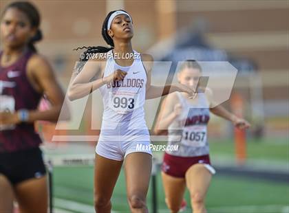 Thumbnail 3 in UIL Track & Field 6A Region 3 Regional Final Preliminaries (300 Meter Hurdles) photogallery.