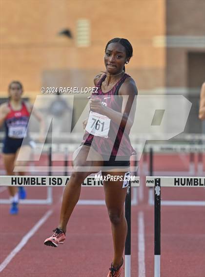 Thumbnail 3 in UIL Track & Field 6A Region 3 Regional Final Preliminaries (300 Meter Hurdles) photogallery.