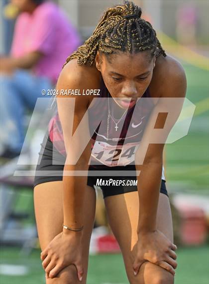 Thumbnail 2 in UIL Track & Field 6A Region 3 Regional Final Preliminaries (300 Meter Hurdles) photogallery.