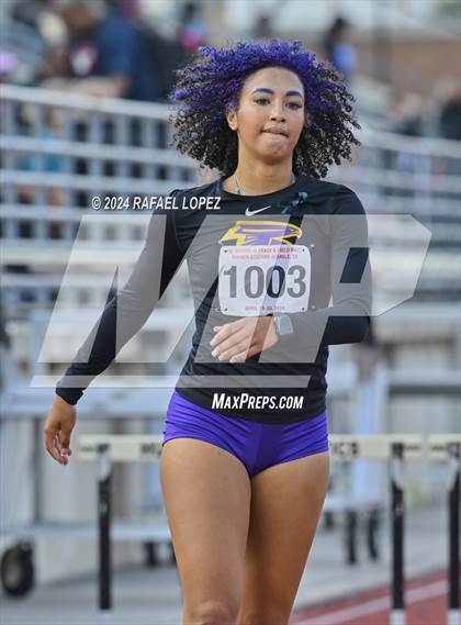 Thumbnail 2 in UIL Track & Field 6A Region 3 Regional Final Preliminaries (300 Meter Hurdles) photogallery.