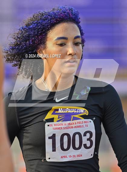 Thumbnail 1 in UIL Track & Field 6A Region 3 Regional Final Preliminaries (300 Meter Hurdles) photogallery.
