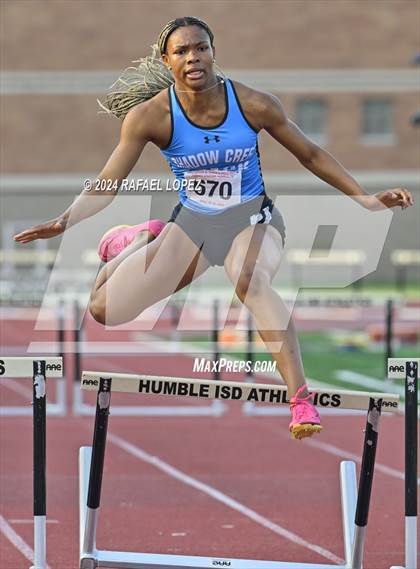 Thumbnail 2 in UIL Track & Field 6A Region 3 Regional Final Preliminaries (300 Meter Hurdles) photogallery.