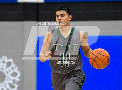 Thumbnail 3 in Taft vs. Three Rivers (Falls City Basketball Tournament) photogallery.