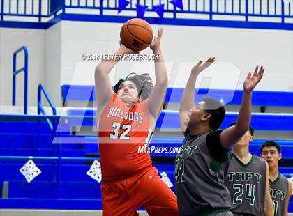 Thumbnail 2 in Taft vs. Three Rivers (Falls City Basketball Tournament) photogallery.