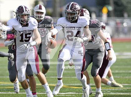 Thumbnail 1 in Garden City vs. Mepham photogallery.