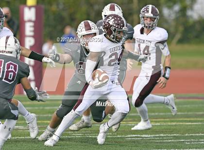 Thumbnail 2 in Garden City vs. Mepham photogallery.