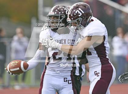 Thumbnail 2 in Garden City vs. Mepham photogallery.