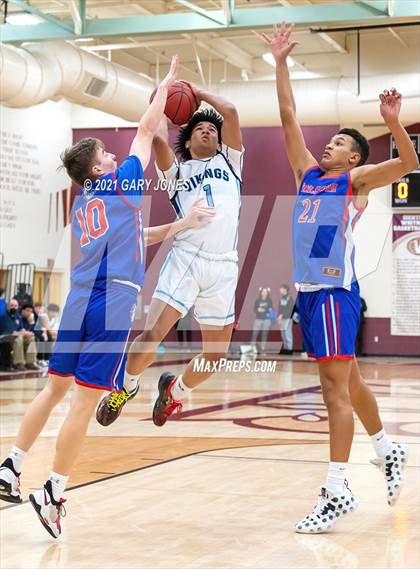 Thumbnail 1 in Folsom vs. Pleasant Valley (Whitney Winter Classic) photogallery.