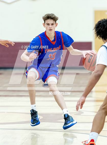 Thumbnail 3 in Folsom vs. Pleasant Valley (Whitney Winter Classic) photogallery.