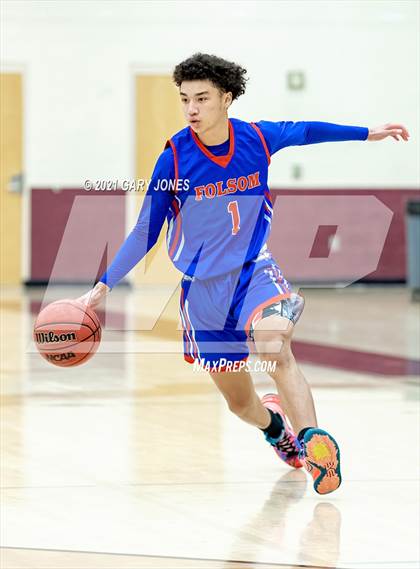 Thumbnail 1 in Folsom vs. Pleasant Valley (Whitney Winter Classic) photogallery.